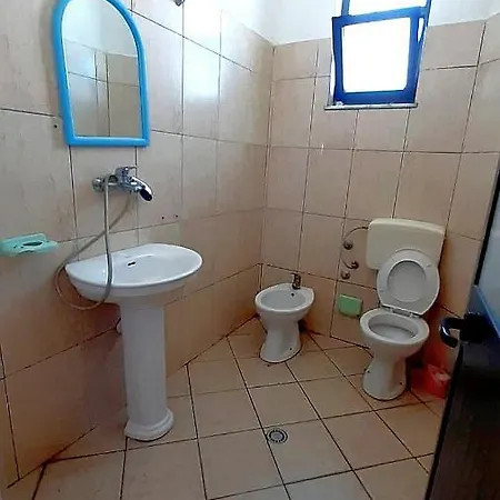 Apartment Flamuri Golem (Tirana)